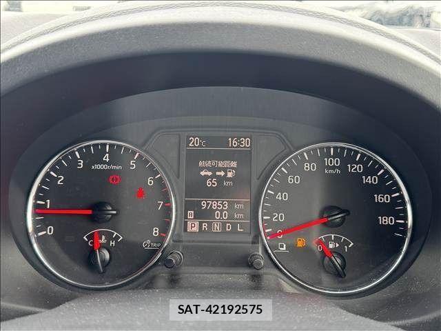 Nissan X-TRAIL 2011-02 7360612-15