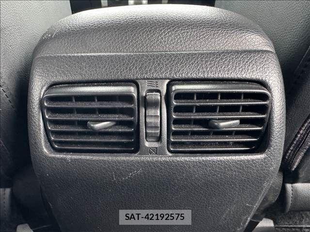 Nissan X-TRAIL 2011-02 7360612-27