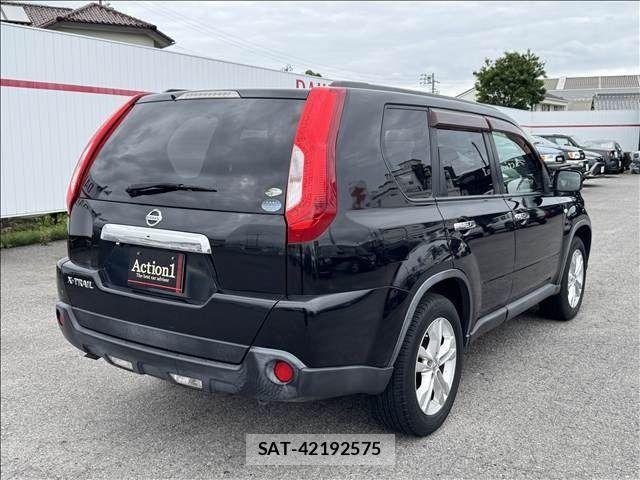 Nissan X-TRAIL 2011-02 7360612-7