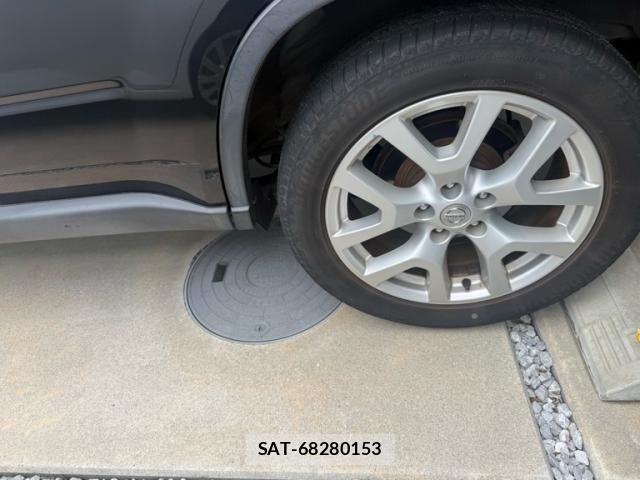 Nissan X-TRAIL 2013-05 7360618-9