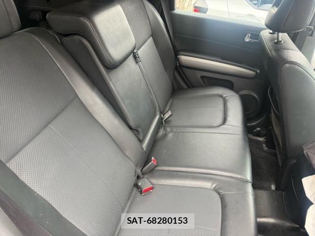 Nissan X-TRAIL 2013-05 7360618-14