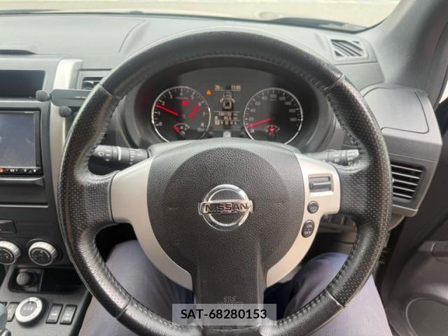 Nissan X-TRAIL 2013-05 7360618-18