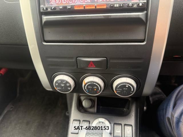 Nissan X-TRAIL 2013-05 7360618-23
