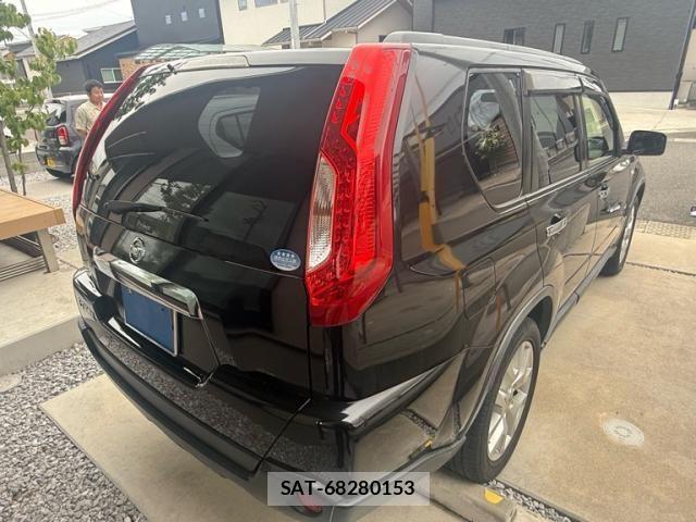 Nissan X-TRAIL 2013-05 7360618-3