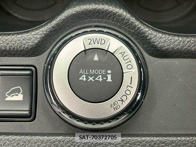 Nissan X-TRAIL 2019-08 7360599-9