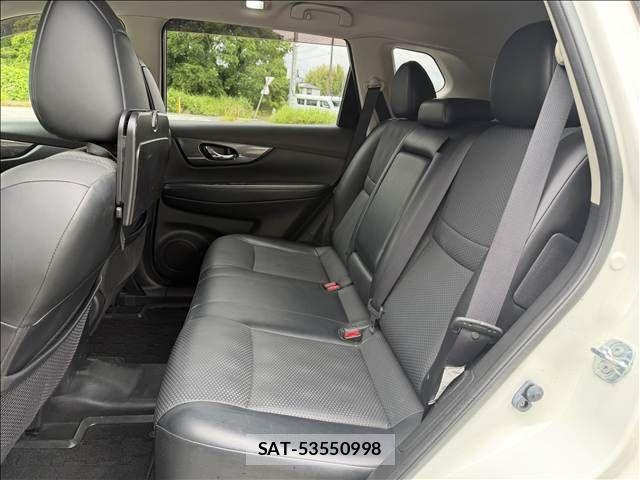 Nissan X-TRAIL 2016-04 7360609-9