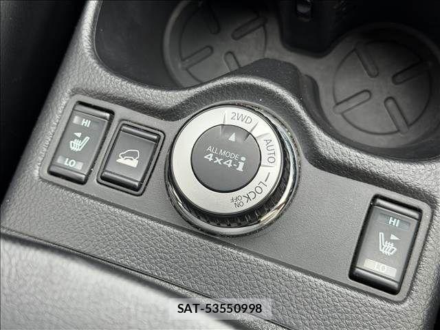 Nissan X-TRAIL 2016-04 7360609-13