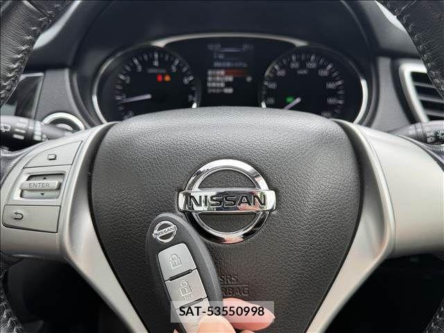 Nissan X-TRAIL 2016-04 7360609-28
