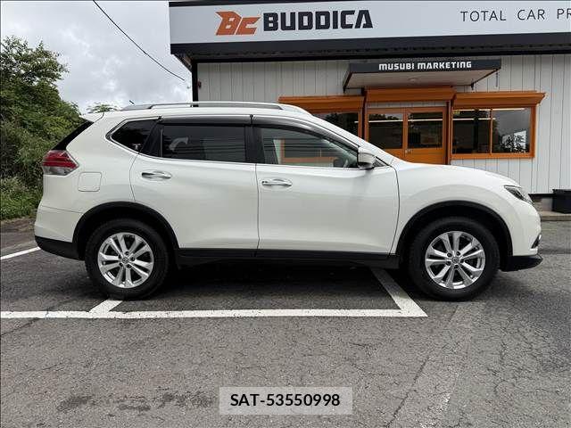 Nissan X-TRAIL 2016-04 7360609-6