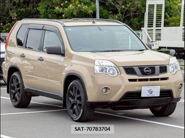 Nissan X-TRAIL 2013-10 7360604-14