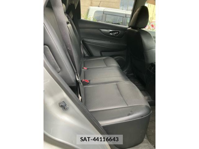 Nissan X-TRAIL 2014-12 7360615-13