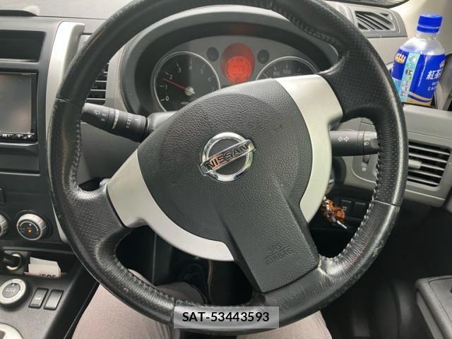 Nissan X-TRAIL 2009-10 7360621-17
