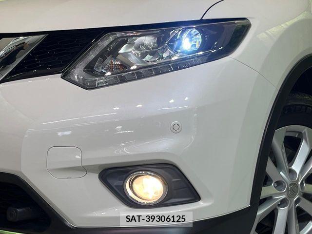 Nissan X-TRAIL 2016-06 7360605-11