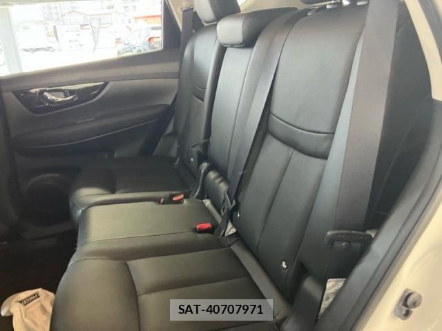 Nissan X-TRAIL 2022-06 7394990-12
