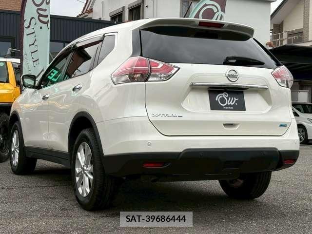 Nissan X-TRAIL 2015-09 7395011-6
