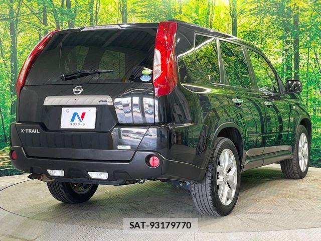 Nissan X-TRAIL 2013-09 7395012-17