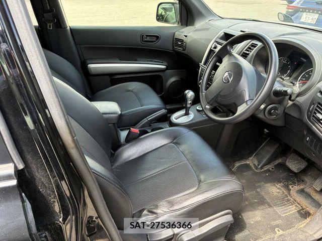 Nissan X-TRAIL 2013-08 7395016-1
