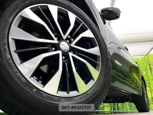 Nissan X-TRAIL 2015-07 7394992-12