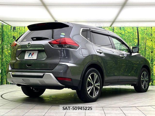 Nissan X-TRAIL 2018-10 7394993-16