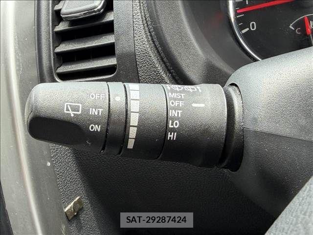 Nissan X-TRAIL 2011-08 7459053-27