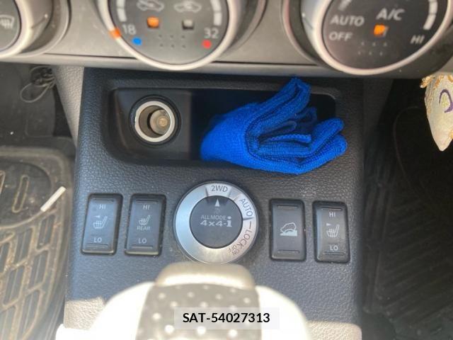 Nissan X-TRAIL 2012-11 7459080-19