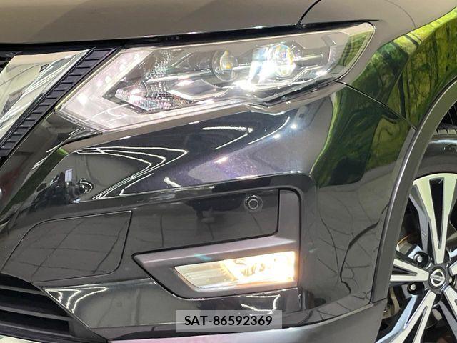 Nissan X-TRAIL 2018-12 7459044-11