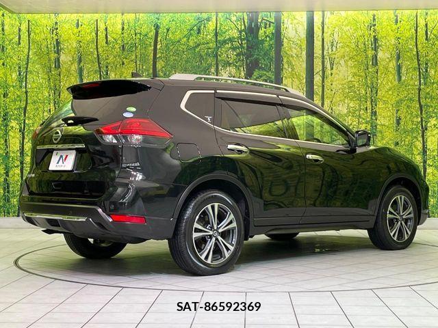Nissan X-TRAIL 2018-12 7459044-16