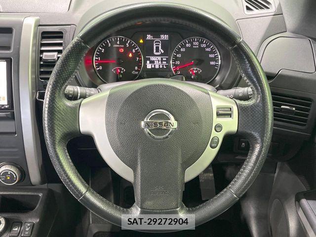 Nissan X-TRAIL 2013-03 7459069-8