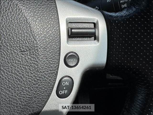 Nissan X-TRAIL 2013-01 7459051-14