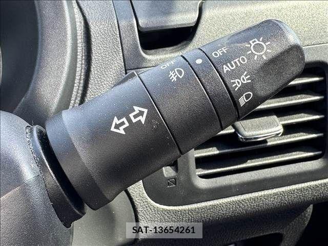 Nissan X-TRAIL 2013-01 7459051-16