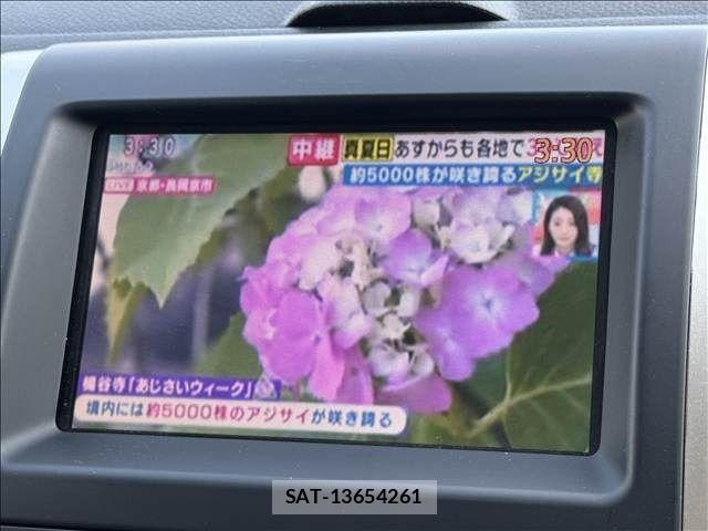 Nissan X-TRAIL 2013-01 7459051-21