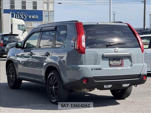 Nissan X-TRAIL 2013-01 7459051-3