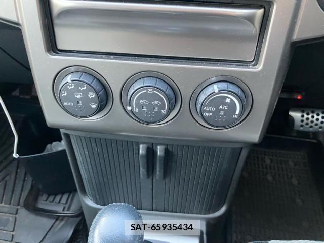 Nissan X-TRAIL 2005-06 7459088-19