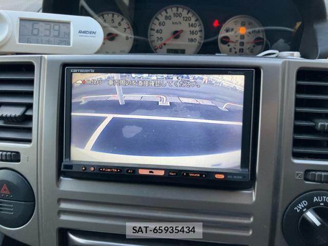 Nissan X-TRAIL 2005-06 7459088-23