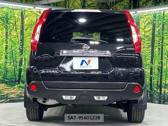 Nissan X-TRAIL 2011-06 7459068-13