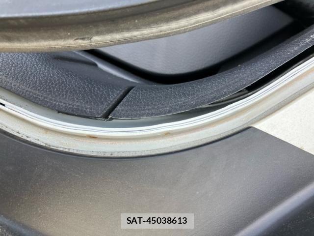 Nissan X-TRAIL 2012-06 7459072-27