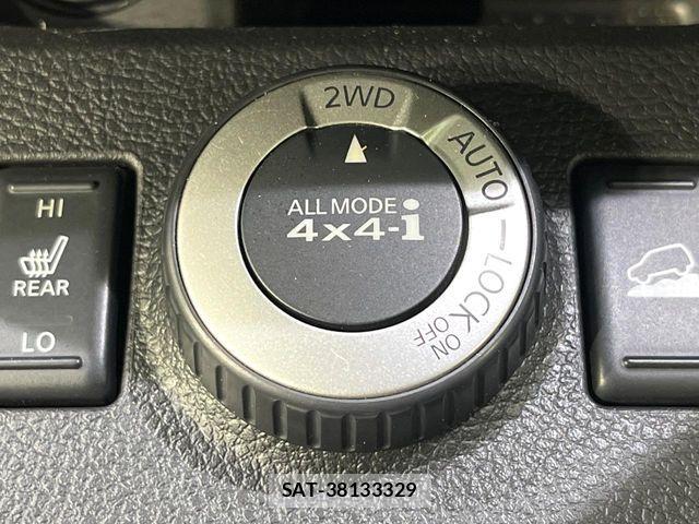 Nissan X-TRAIL 2013-06 7459055-6