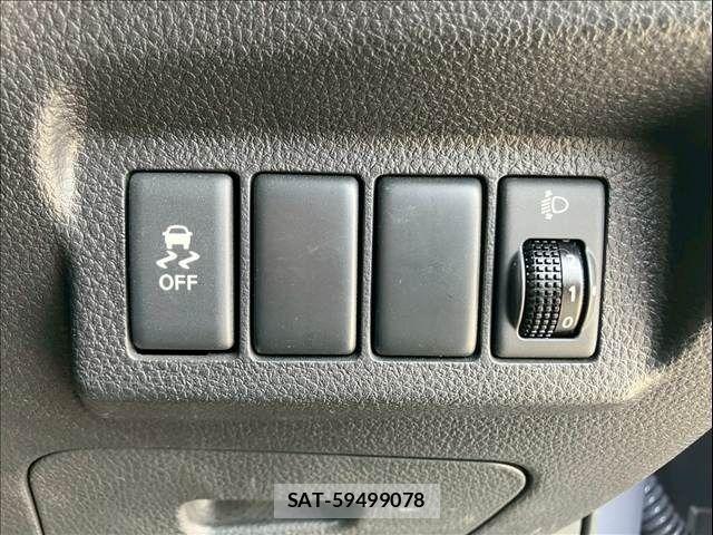 Nissan X-TRAIL 2011-03 7459050-25