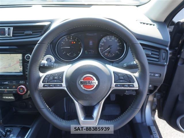 Nissan X-TRAIL 2017-12 7459054-9