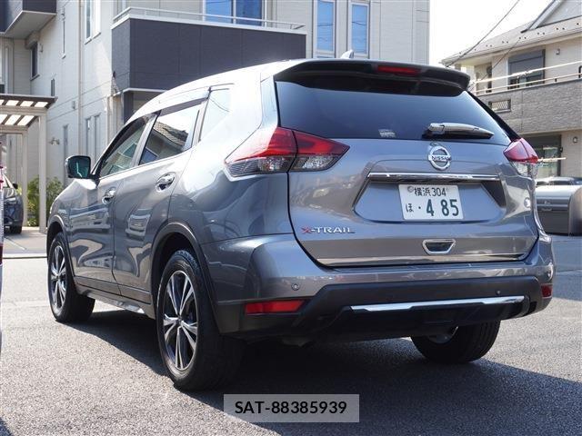 Nissan X-TRAIL 2017-12 7459054-2
