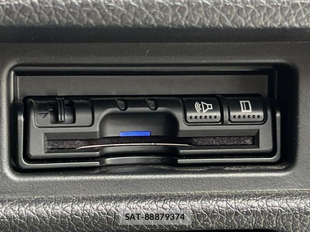 Nissan X-TRAIL 2018-09 7459047-10