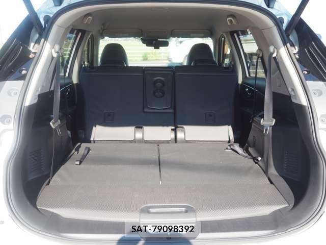 Nissan X-TRAIL 2013-12 7459070-11