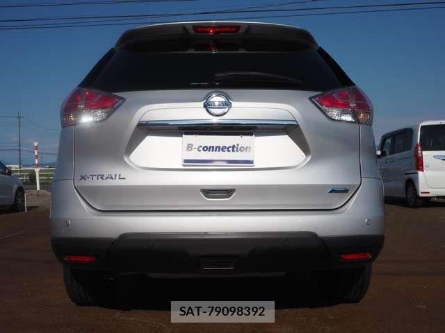 Nissan X-TRAIL 2013-12 7459070-4