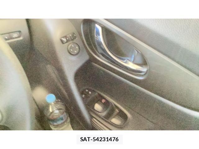 Nissan X-TRAIL 2015-09 7459077-1