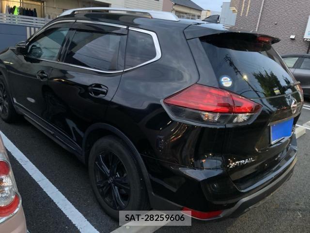 Nissan X-TRAIL 2021-06 7510546-3