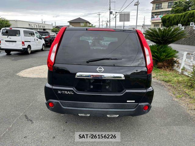 Nissan X-TRAIL 2012-01 7504041-6
