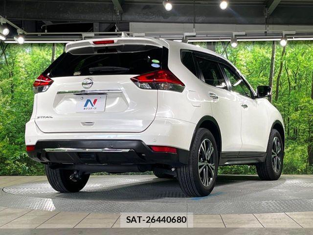 Nissan X-TRAIL 2018-05 7504003-15