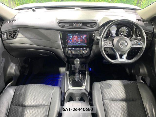Nissan X-TRAIL 2018-05 7504003-1