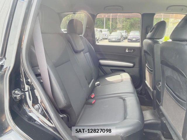 Nissan X-TRAIL 2011-11 7510568-9