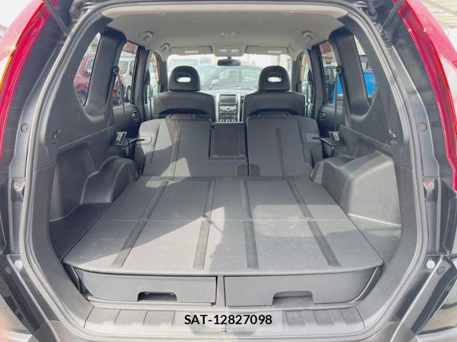 Nissan X-TRAIL 2011-11 7510568-10
